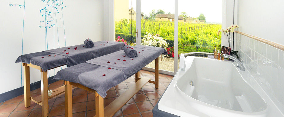 Château Hôtel Grand Barrail ★★★★★ - <font color="#a4374a">VeryExtra:</font>five-star stay + visite to a Saint-Emilion Grand Cru Classified winery - Saint-Émilion, France