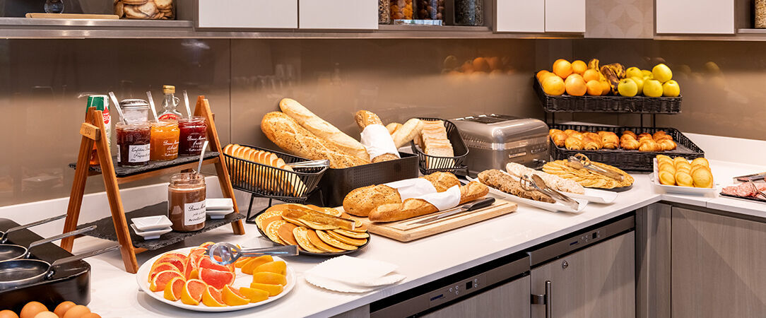 Mercure Paris Montparnasse Raspail ★★★★ - Dernière minute - Le cœur de Paris bat ici, dans le 14ème arrondissement ! - Paris, France