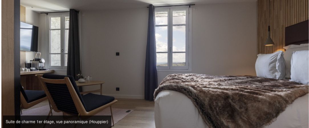 Hôtel Origines par Adrien Descouls ★★★★★ - Adresse raffinée, luxe et gastronomie dans les volcans d’Auvergne. - Auvergne, France