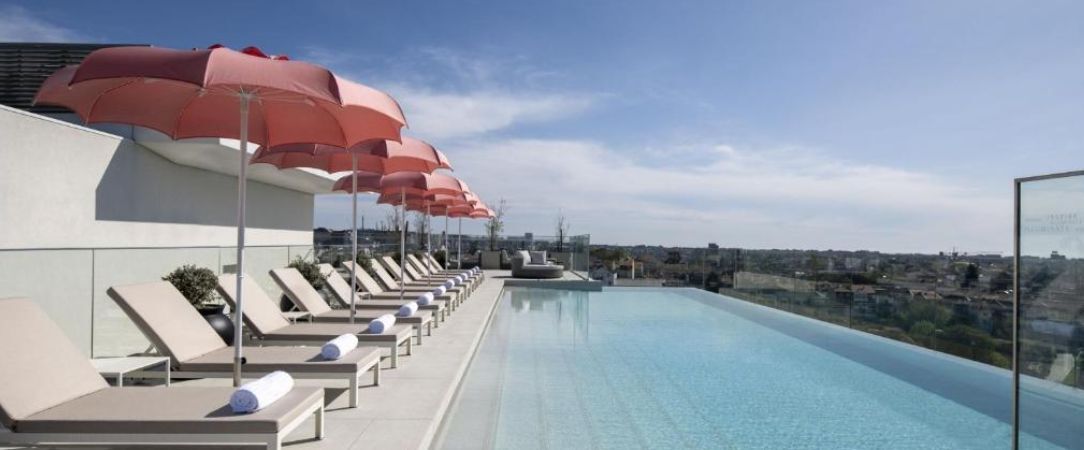 Renaissance Porto Lapa Hotel ★★★★★ - A spectacular new luxury hotel with a rooftop infinity pool. - Porto, Portugal