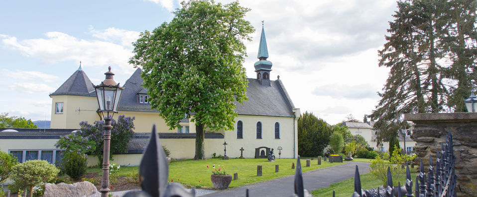 Klostergut Jakobsberg ★★★★ - Tee off your holiday with incredible views over the Rhine Valley. - Boppard, Germany