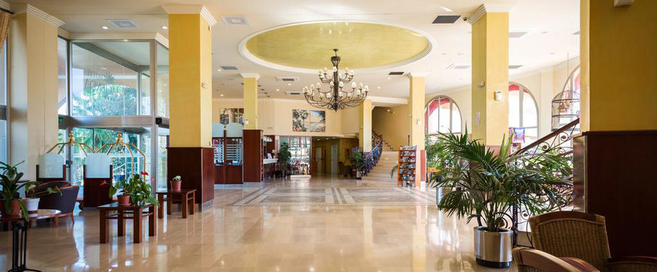 Ohtels La Hacienda ★★★★ - An unforgettable beach holiday on Spain’s Golden Coast. - Costa Dorada, Spain