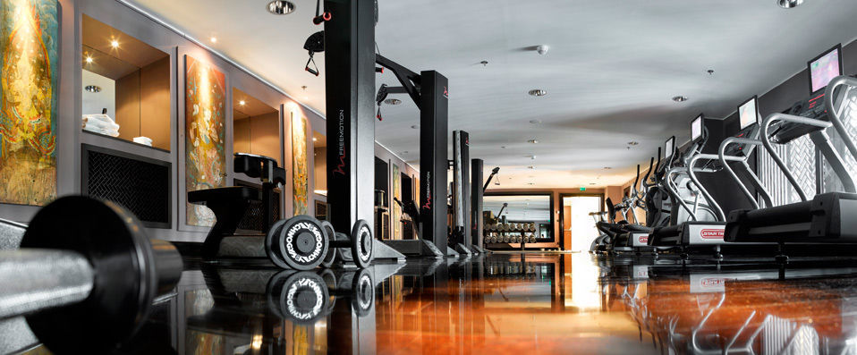 Hilton Evian-Les-Bains ★★★★ - Rest and relaxation on Lake Geneva’s sparkling shores. - Évian-Les-Bains, France