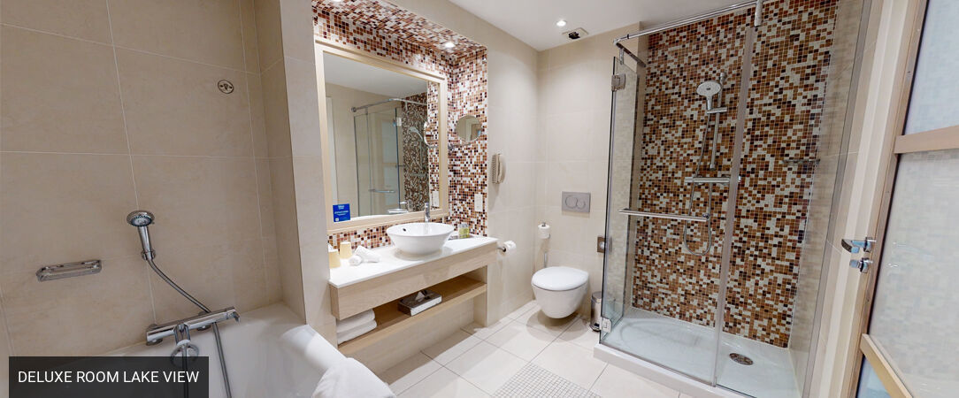 Hilton Evian-Les-Bains ★★★★ - Rest and relaxation on Lake Geneva’s sparkling shores. - Évian-Les-Bains, France