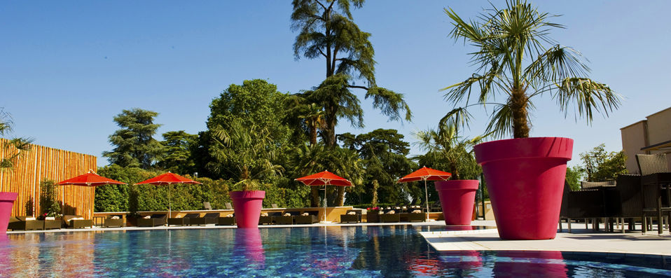 Hilton Evian-Les-Bains ★★★★ - Rest and relaxation on Lake Geneva’s sparkling shores. - Évian-Les-Bains, France