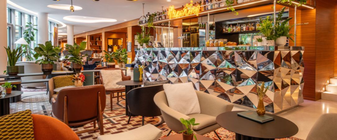 Renaissance Paris Republique Hotel & Spa ★★★★★ - La magie parisienne dans un hôtel luxueux au cœur du 10e arrondissement. - Paris, France