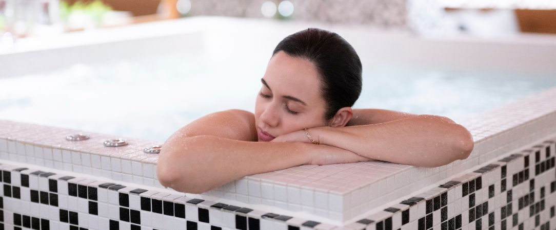 Renaissance Paris République Hôtel & Spa ★★★★★ - La magie parisienne dans un hôtel luxueux au cœur du 10e arrondissement. - Paris, France