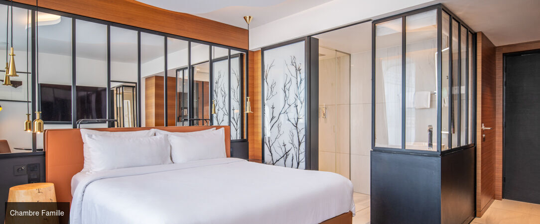 Renaissance Paris République Hôtel & Spa ★★★★★ - La magie parisienne dans un hôtel luxueux au cœur du 10e arrondissement. - Paris, France