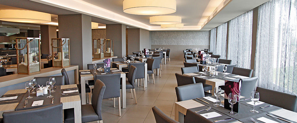 Hotel Java ★★★★ - Beach-front luxury on the charming island of Mallorca. - Palma de Mallorca, Spain