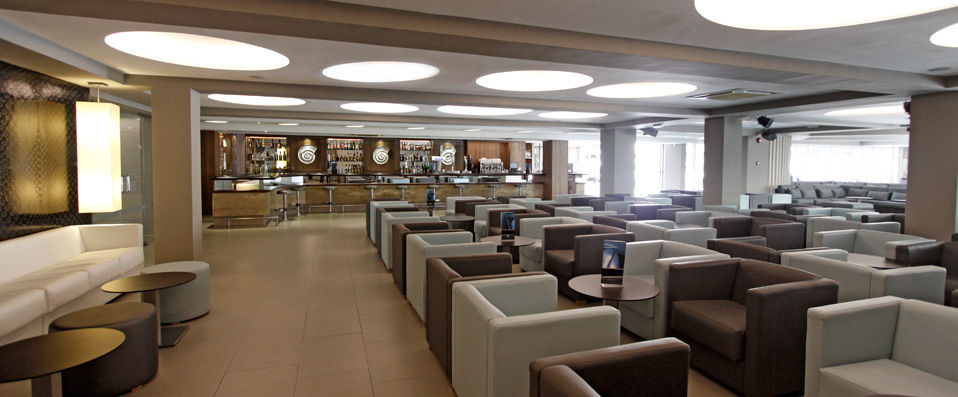 Hotel Java ★★★★ - Beach-front luxury on the charming island of Mallorca. - Palma de Mallorca, Spain