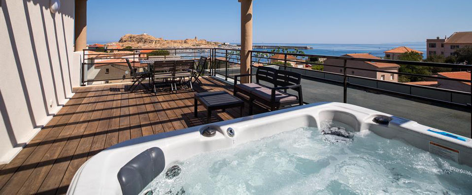 Résidence Saletta Mare ★★★★ - L’île de beauté décline ses charmes depuis votre appartement avec vue sur la mer. - Corse, France