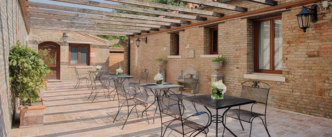 NH Venezia Santa Lucia ★★★★ - Venetian opulence in the trendy Cannaregio district.       - Venice, Italy