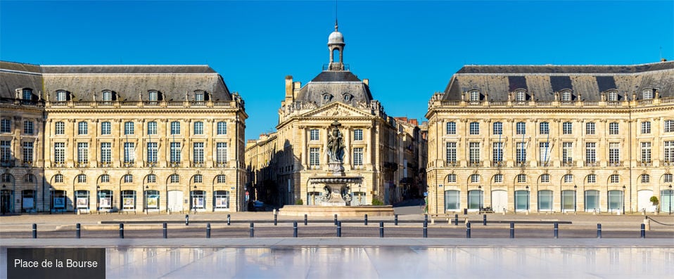 Novotel Bordeaux Centre ★★★★ - A chic getaway to the bustling streets of Bordeaux. - Bordeaux, France