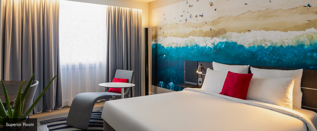 Novotel Bordeaux Centre ★★★★ - A chic getaway to the bustling streets of Bordeaux. - Bordeaux, France