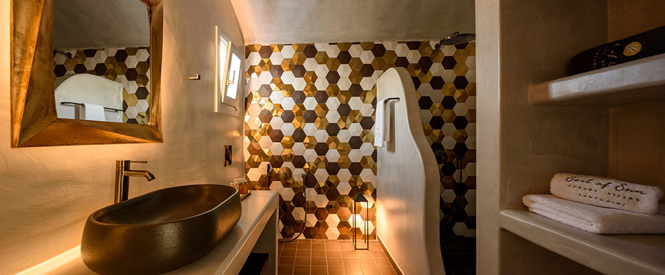 Soil of Sun Luxury Villas - Where serene luxury blends with striking volcanic surroundings. - Santorini, Greece