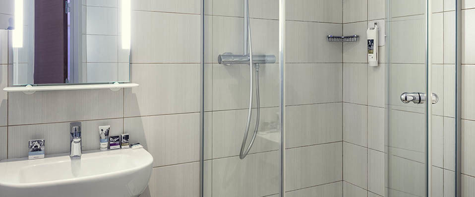 Mercure Paris Notre-Dame Saint-Germain-des-Prés ★★★★ - Last Minute - Comfort and excitement in the trendy Latin Quarter of Paris. - Paris, France