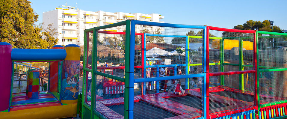 Mestral & Llebeig - Glistening white sands and turquoise waters on the doorstep of your own apartment. - Menorca, Spain