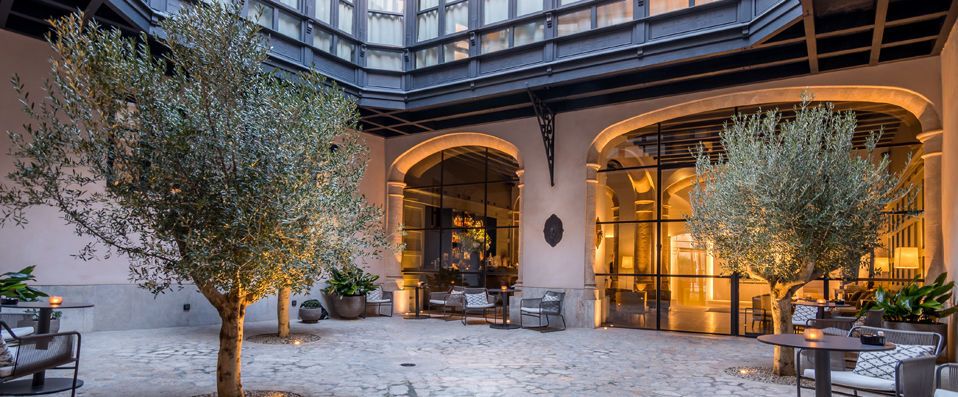 Sant Francesc Hotel Singular ★★★★★ - Timeless modernism in a 19th century Mallorcan mansion. - Palma de Mallorca, Spain