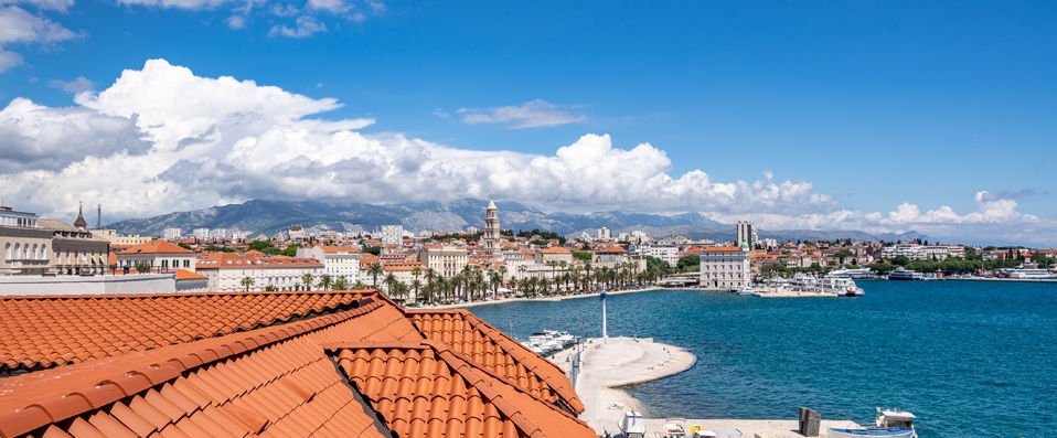 Galeria Valeria Seaside Downtown ★★★★ - A split between traditional and modern settings in the Mediterranean city of Split! - Split, Croatia