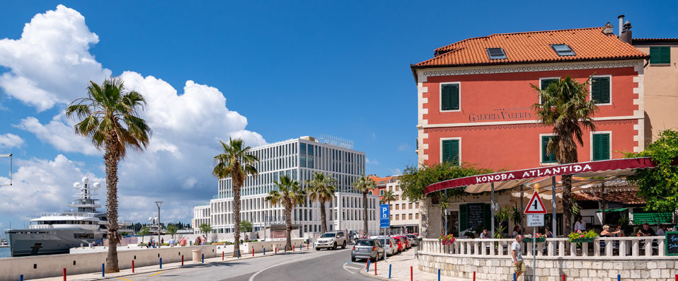 Galeria Valeria Seaside Downtown ★★★★ - A split between traditional and modern settings in the Mediterranean city of Split! - Split, Croatia