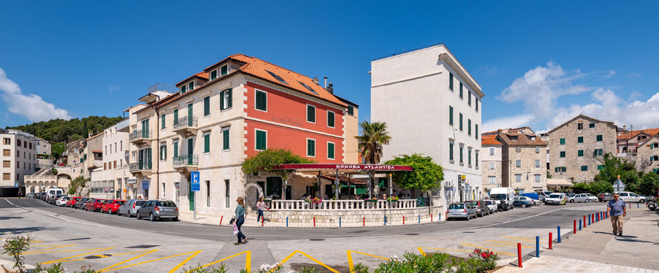 Galeria Valeria Seaside Downtown ★★★★ - A split between traditional and modern settings in the Mediterranean city of Split! - Split, Croatia