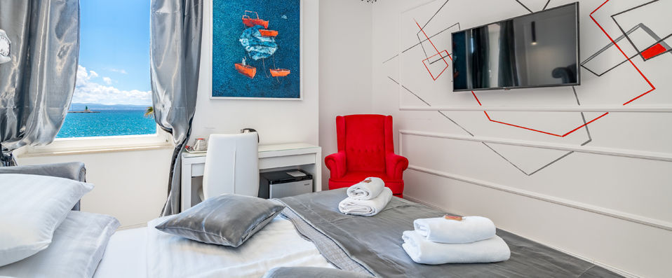 Galeria Valeria Seaside Downtown ★★★★ - A split between traditional and modern settings in the Mediterranean city of Split! - Split, Croatia