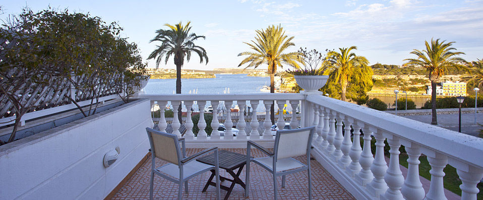 Hotel Port Mahón ★★★★ - A clifftop hotel with harbour views in the magnificent Mahón. - Menorca, Spain
