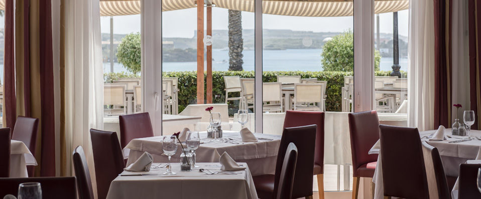 Hotel Port Mahón ★★★★ - A clifftop hotel with harbour views in the magnificent Mahón. - Menorca, Spain