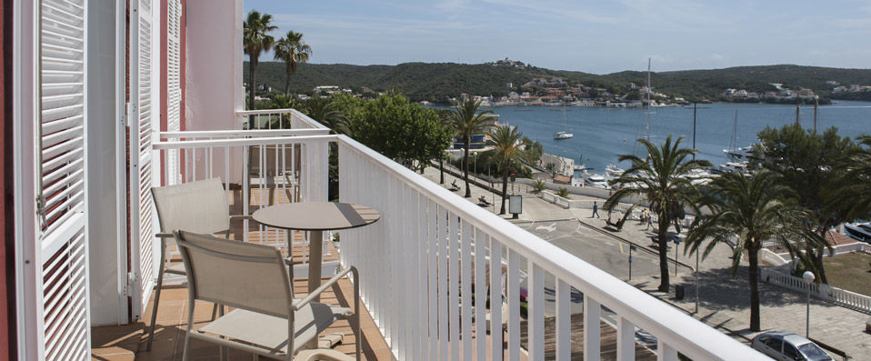 Hotel Port Mahón ★★★★ - A clifftop hotel with harbour views in the magnificent Mahón. - Menorca, Spain