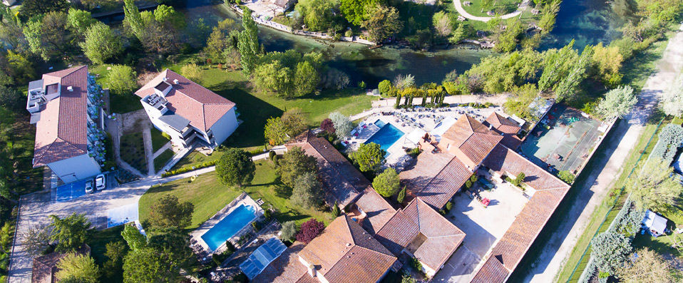 Le Domaine de la Petite Isle ★★★★ - Last Minute - A peaceful hotel in the countryside. - Luberon, France