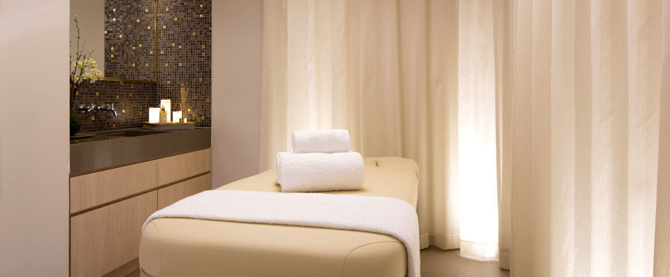 Le Tsuba Hotel ★★★★ - A Japanese twist to your stay in the Parisian capital. - Paris, France