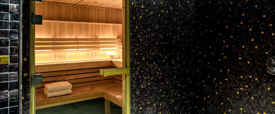 Le Tsuba Hotel ★★★★ - A Japanese twist to your stay in the Parisian capital. - Paris, France