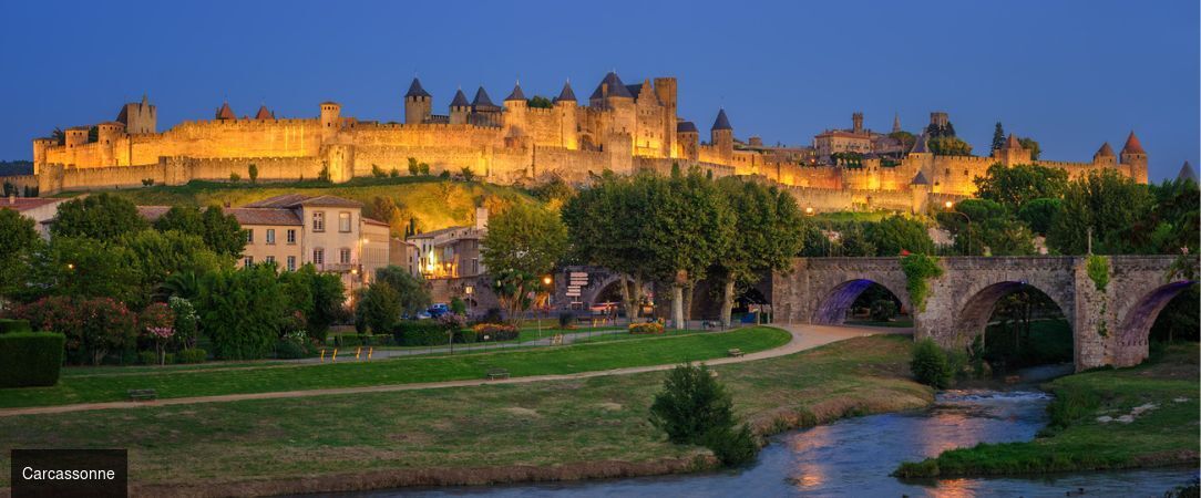 Mercure Carcassonne La Cité ★★★★ - A charming farmhouse lookalike in the French medieval city of Carcassonne. - Carcassonne, France