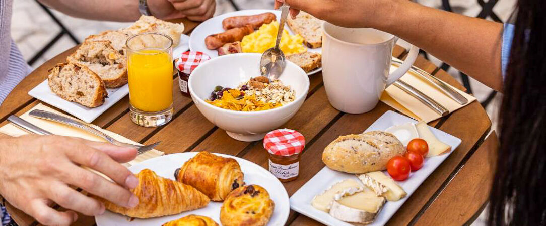 Nice Excelsior by Happyculture ★★★★- Dernière minute - Élégance méditerranéenne et charme Belle Époque au cœur de Nice. - Nice, France