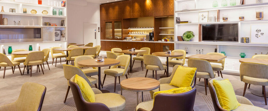 Crowne Plaza London King Cross ★★★★ - A stylish 4-star hotel in the historic capital brimming with cultural diversity. - London, United Kingdom