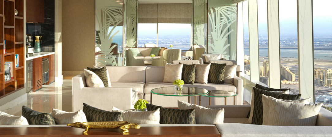 Sofitel Dubai The Obelisk ★★★★★ - Le rêve dubaïote entre Égypte ancienne & art contemporain. - Dubaï, Émirats arabes unis