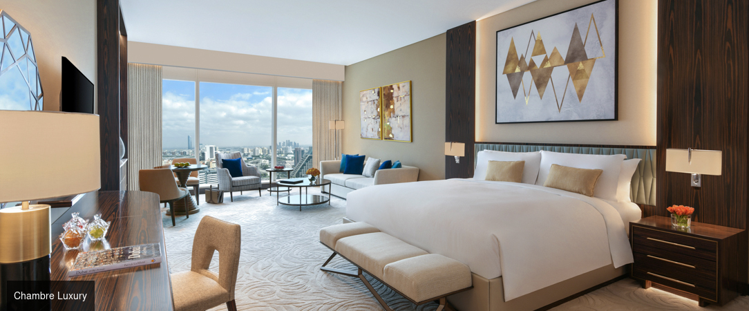 Sofitel Dubai The Obelisk ★★★★★ - Le rêve dubaïote entre Égypte ancienne & art contemporain. - Dubaï, Émirats arabes unis