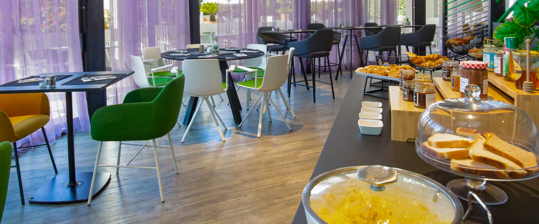 Mercure Hyères Centre Côte d'Azur ★★★★ - Dernière minute - Un séjour haut en couleur à Hyères ! - Hyères, France