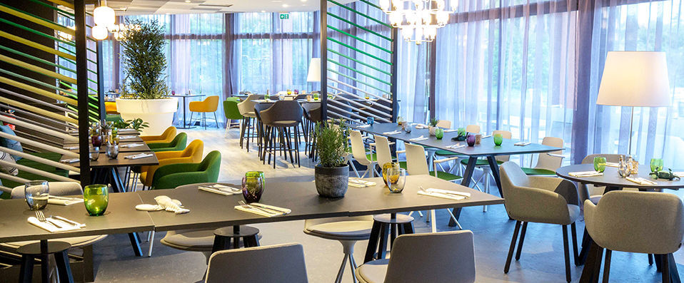 Mercure Hyères Centre Côte d'Azur ★★★★ - Dernière minute - Un séjour haut en couleur à Hyères ! - Hyères, France