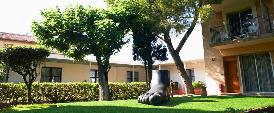 Mercure Marseille Centre Bompard La Corniche ★★★★ - Last minute - A bourgeois mansion nestled amongst a leafy green paradise. - Marseille, France