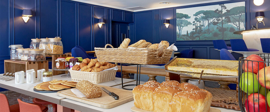 Mercure Marseille Centre Bompard La Corniche ★★★★ - Dernière minute - Une ancienne demeure bourgeoise dans les hauteurs de Marseille. - Marseille, France