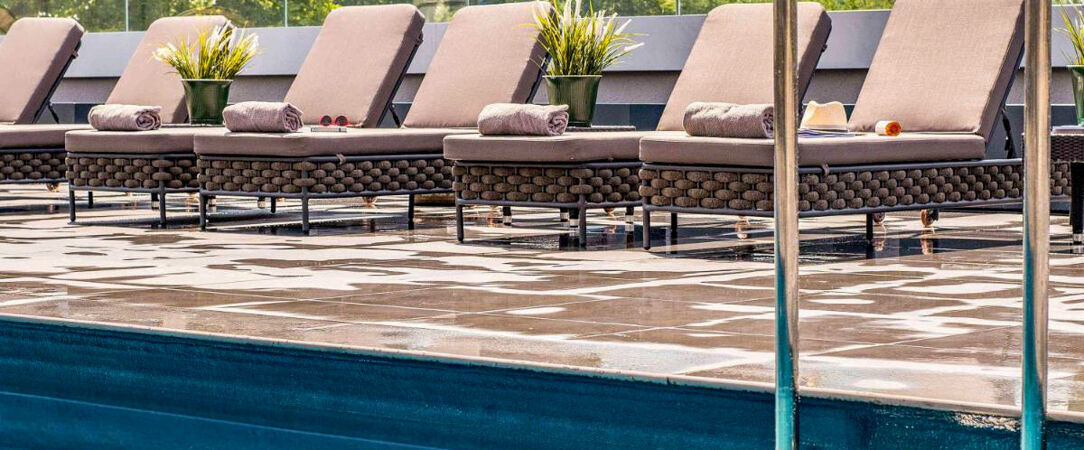 Mercure Orléans Centre Bords de Loire ★★★★ - Dernière minute - Le rouge & le blanc élégants à Orléans ! - Orléans, France