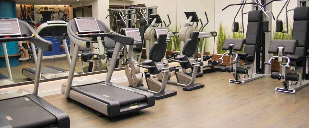 Mercure Orléans Centre Bords de Loire ★★★★ - Dernière minute - Le rouge & le blanc élégants à Orléans ! - Orléans, France