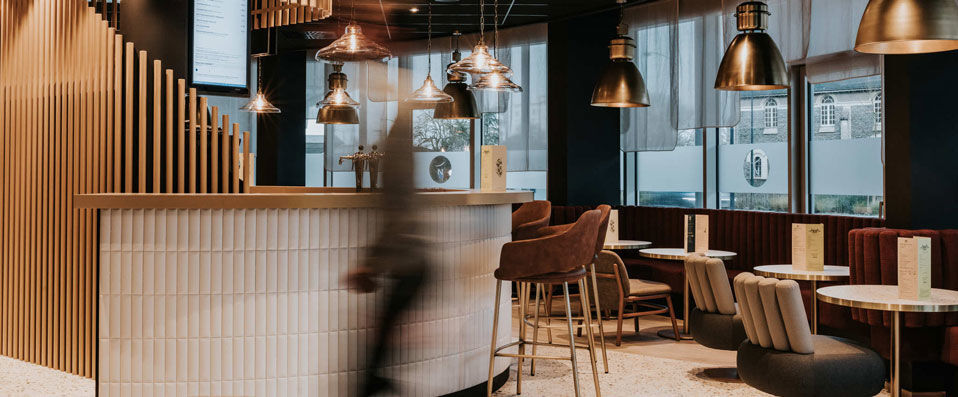 Novotel Angers Centre Gare ★★★★ - Last minute - Splashes of colour in this newly opened hotel. - Angers, France