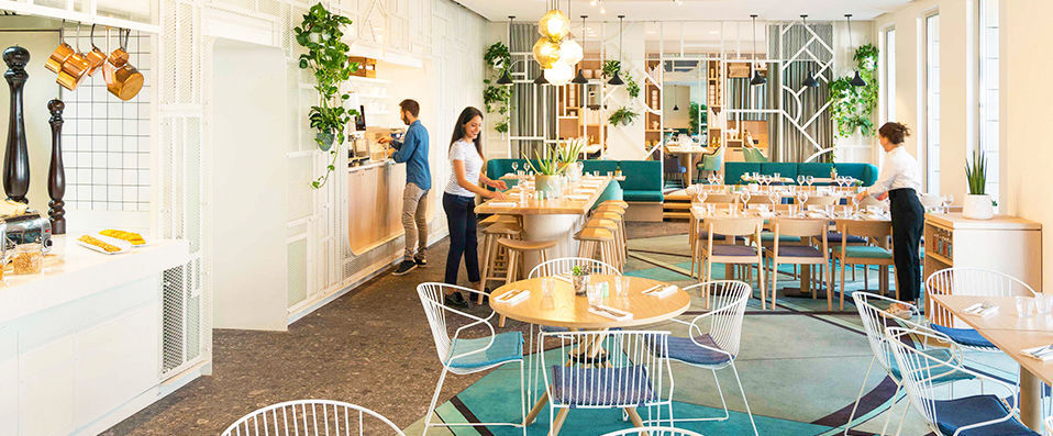 Novotel Paris Centre Gare Montparnasse ★★★★ - Dernière minute - La qualité Novotel à deux pas de la gare Montparnasse, dans le 15e arrondissement. - Paris, France