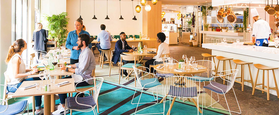 Novotel Paris Centre Gare Montparnasse ★★★★ - Dernière minute - La qualité Novotel à deux pas de la gare Montparnasse, dans le 15e arrondissement. - Paris, France