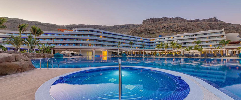 Radisson Blu Resort & Spa Gran Canaria Mogan ★★★★★ - Surrounded by the mountains and waters of Gran Canaria. - Gran Canaria, Spain