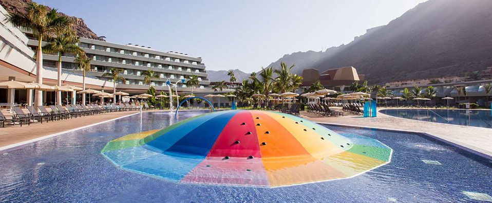 Radisson Blu Resort & Spa Gran Canaria Mogan ★★★★★ - Surrounded by the mountains and waters of Gran Canaria. - Gran Canaria, Spain