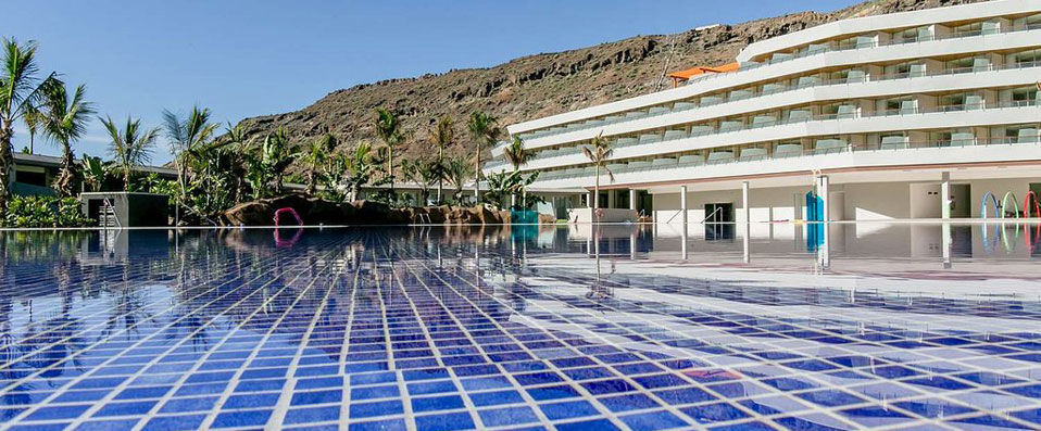 Radisson Blu Resort & Spa Gran Canaria Mogan ★★★★★ - Surrounded by the mountains and waters of Gran Canaria. - Gran Canaria, Spain
