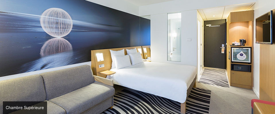 Novotel Poitiers Site du Futuroscope ★★★★ - Dernière minute - Séjour en famille idéal à deux pas du Futuroscope ! - Proche du Futuroscope, France